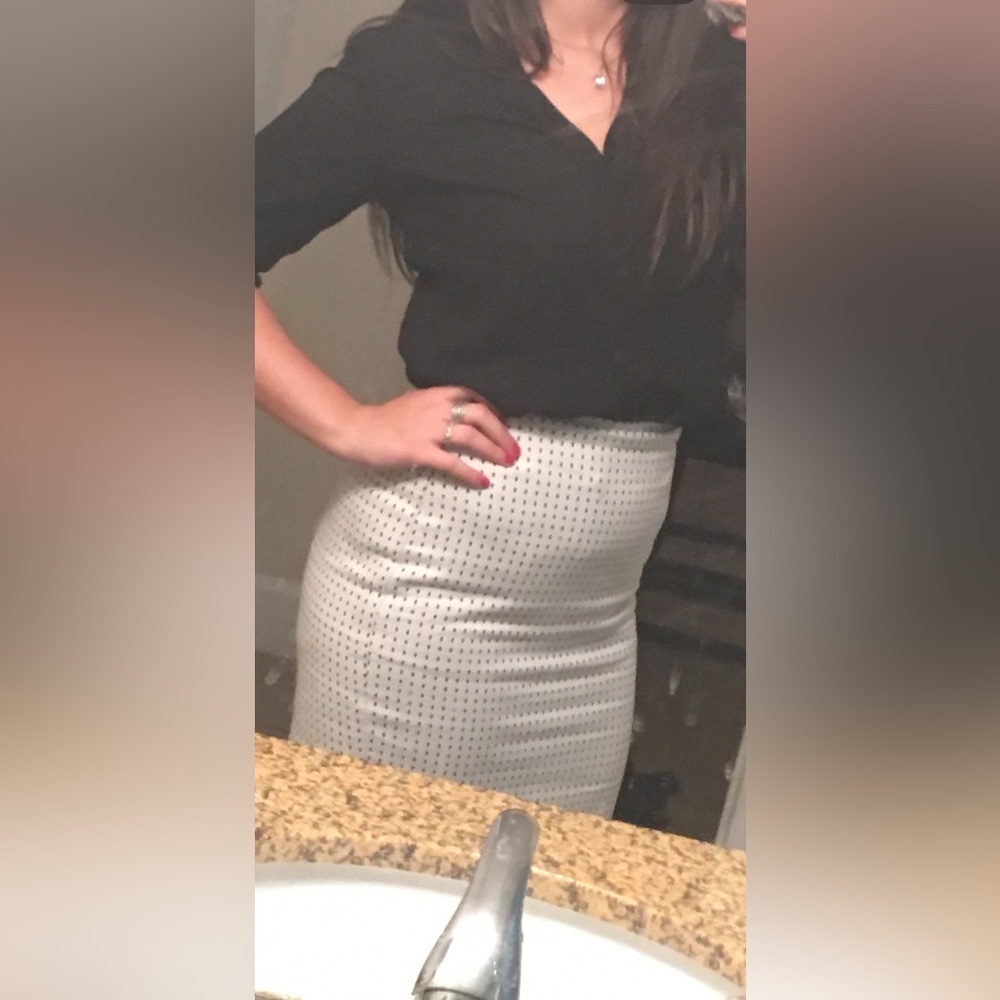 Women’s Express Pencil Skirt - Size 2